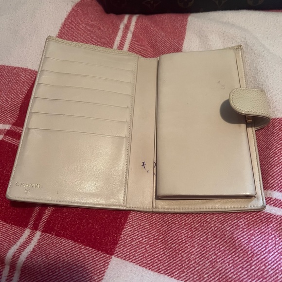 Chanel wallet - Picture 2 of 8